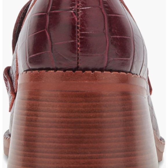 Dolce Vita Talie Loafer Pump NWT Cabernet Embossed Leather Shoe - Picture 7 of 9